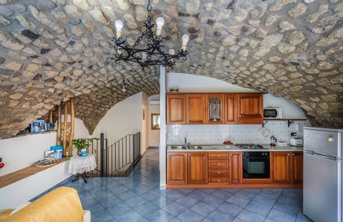Vico Equense Apartment | Lovely beach apartment with private terrace and sea view near Sorrento