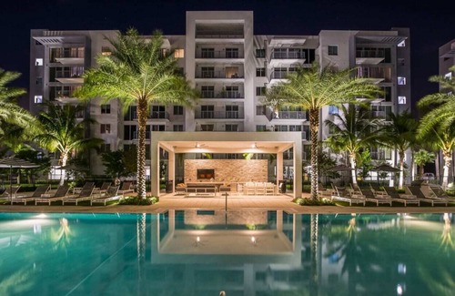 Boca Raton Apartment | Lovely Boca Luxurious Suite