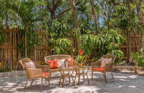 Key Largo House | Lovely Bungalow w/Plenty Of Shade at Largo Resort