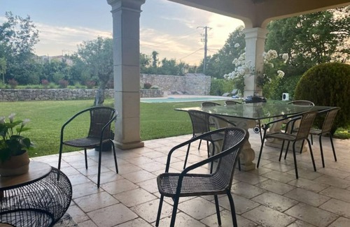 Saint-Vallier-de-Thiey House | Lovely character house rated 4 stars on Airbnb since 2019