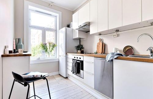 Toyen Apartment | Lovely central apartment with two large bedrooms nearby Oslo Opera, vis a vis Botanical garden
