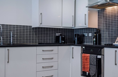 Trafford Apartment | Lovely Central Flat | Altrincham | Pass the Keys