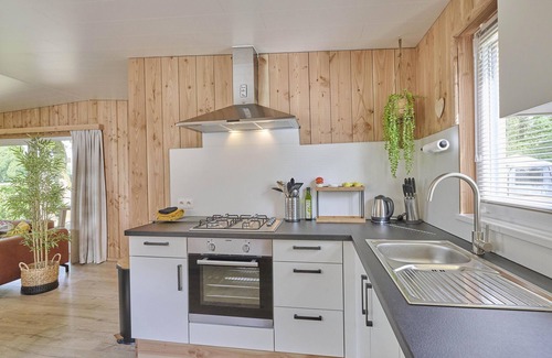 Bocholt Ski Chalet | Lovely chalet in a park with many facilities