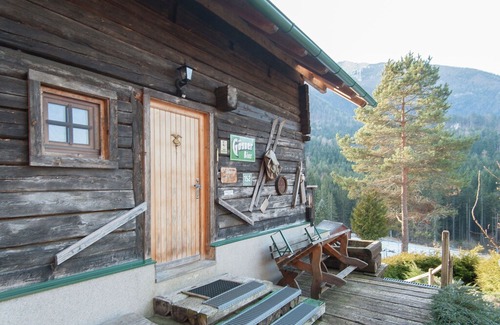 Feistritz ob Bleiburg Villa | Lovely Chalet in Sankt Michael Ob Bleiburg with Sauna