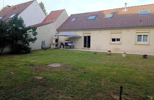 Verneuil-l'Etang House | Lovely, charming house within easy reach of Paris
