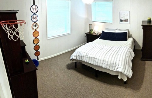 Clemson House | Lovely Clemson home for several families