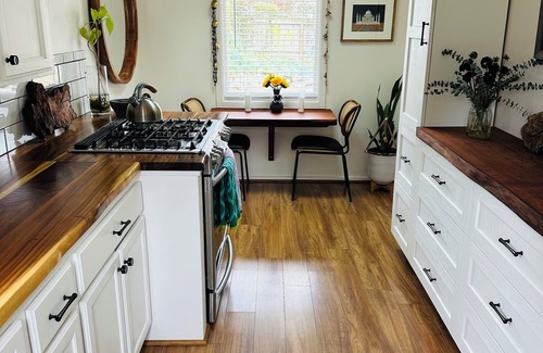 Pacific Grove House | Lovely cottage w/hot tub in Pacific GrovenWalking distance to forest and beach.