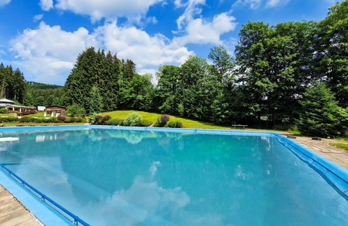 Mlade Buky Apartment | Lovely apartment for 2 people with WIFI, pool, A/C, TV, patio and pets allowed