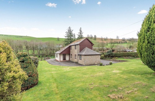 Abercraf Cottage | Lovely detached property in a rural location on the Welsh border.