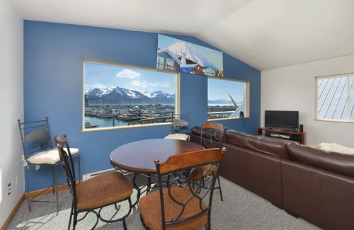 Seward Apartment | Lovely Dockside Apartment! Located right in the Harbor!