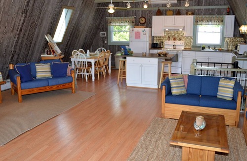 Eastward Look House | Lovely Eastward Look Home By The Beach