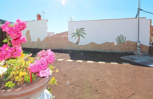 Santa Lucia Villa | Lovely Villa with private salt pool.Santa Lucia
