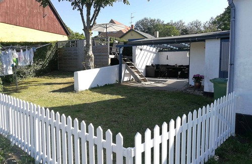 Tejn House | Lovely fishermans cottage with seaview