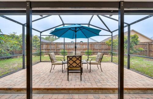 Lake Mary House | Lovely Florida Retreat with Lanai 5 Mi to Riverwalk