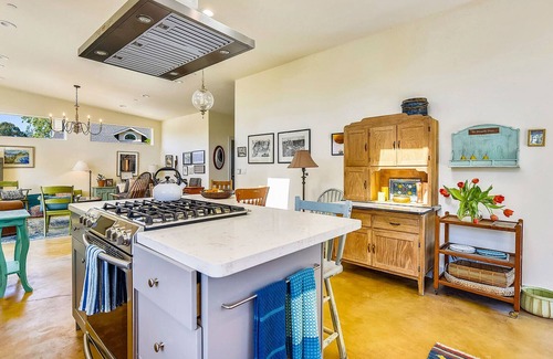 Graton House | Lovely Graton Home with Great Vibes, Wonderful Location!