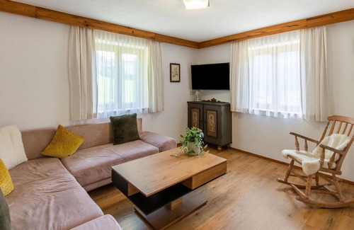 Hart im Zillertal House | Lovely holiday home in Hart im Zillertal with garden