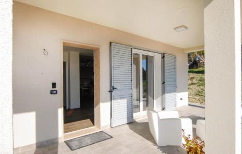 Appignano del Tronto House | Lovely Home In Appignano Del Tronto