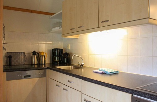 De Bult House | Lovely home in Steenwijk - De Bult