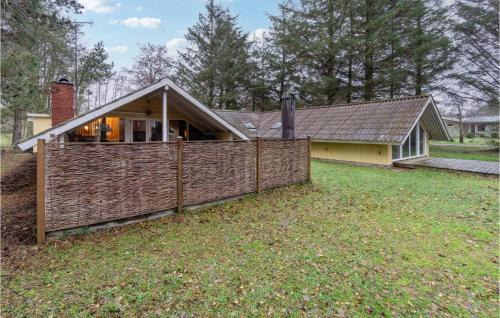 Sømarken House | Lovely Home In Aakirkeby With Kitchen