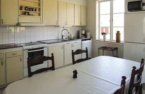Virestad House | Lovely home in älmhult with kitchen