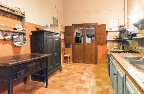 Apecchio House | Lovely home in Apecchio PU