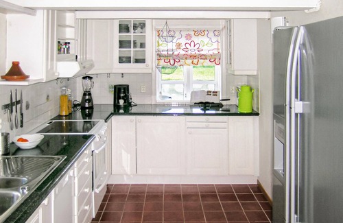 Averoy Municipality House | Lovely home in Averøy with WiFi
