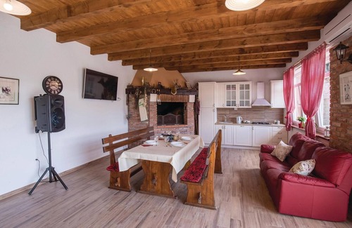 Ploce House | Lovely home in Bacina with WiFi