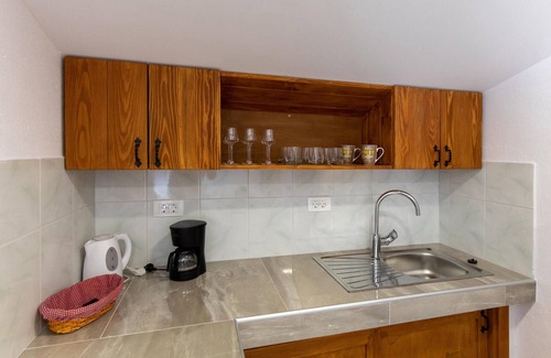 Kula Norinska House | Lovely home in Desne with kitchen