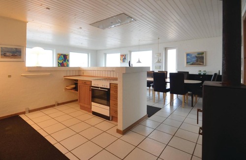 Lild Strand House | Lovely home in Frøstrup with sauna