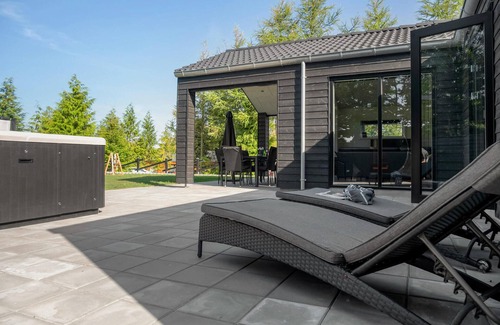 Fjellerup House | Lovely home in Glesborg with sauna