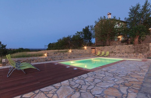 Koper House | Lovely home in Gracisce