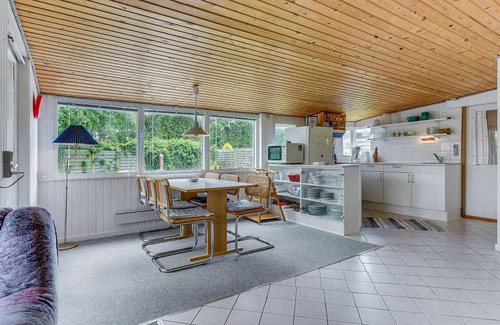 Flovt Strand House | Lovely home in Haderslev with WiFi