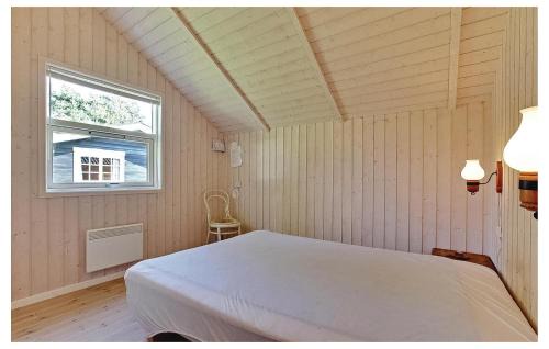 Hou House | Lovely Home In Hals With Kitchen