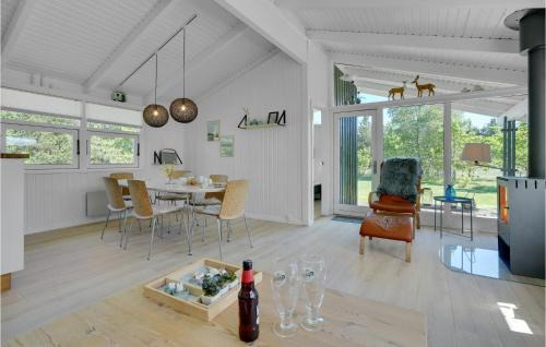 Bratten Strand House | Lovely Home In Jerup With Kitchen