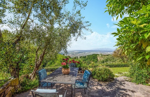 Giugnano House | Lovely home in Lamporecchio with WiFi