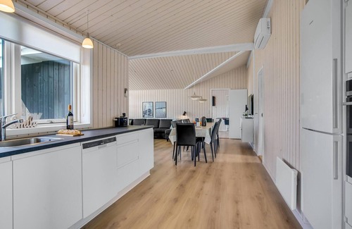 Nr. Lyngby House | Lovely home in Løkken with sauna