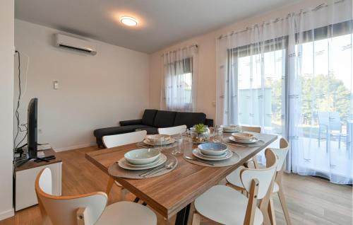 Varazdin House | Lovely Home In Margecan With Wifi