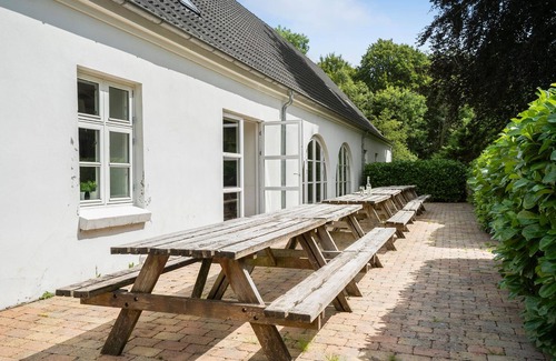 Nimtofte House | Lovely home in Nimtofte with WiFi