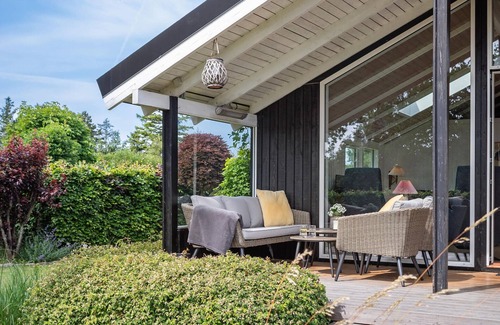 Saksild Strand House | Lovely home in Odder with kitchen
