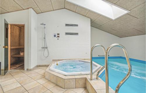 Jegum House | Lovely Home In Oksbøl With Sauna