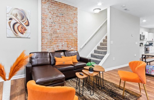 Olde Towne East House | Lovely Home in Olde Towne East near Downtown Free Parking
