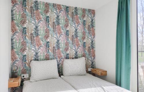 Oosterwolde House | Lovely Home In Oosterwolde With Wifi