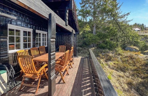 yer House | Lovely home in øyer with WiFi
