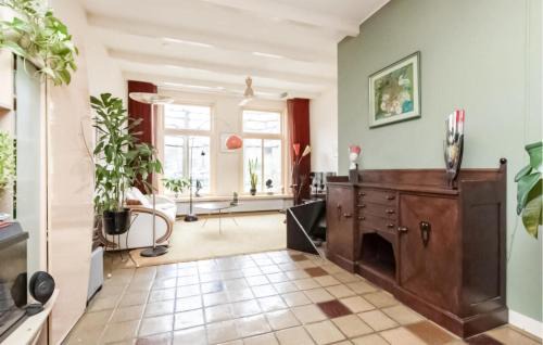 Sneek House | Lovely Home In Sneek With Wifi