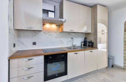 Lovinac House | Lovely home in Stikada with sauna