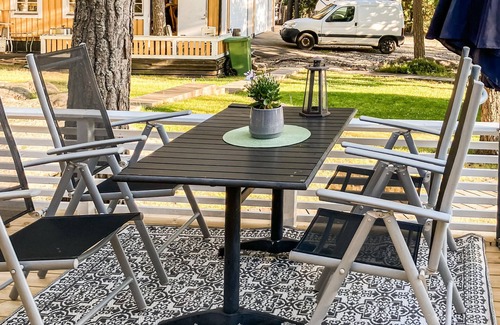 Storgardet-Tallasen-Tostero House | Lovely home in Strängnäs with kitchen