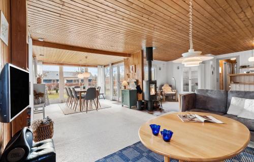 Vemb House | Lovely Home In Vemb With Wifi