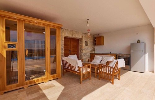 Visoko House | Lovely home in Visoko with sauna
