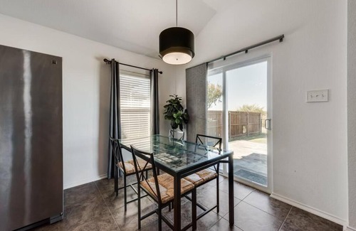 Little Elm House | Lovely Home on the Lake!