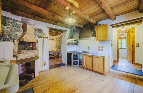 Velva Apartment | Lovely apartment for 4 guests with WIFI, TV and patio